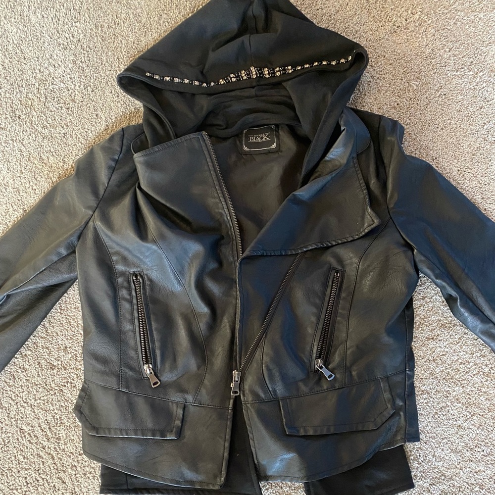 Buckle Black pleather coat with removable vest with good.